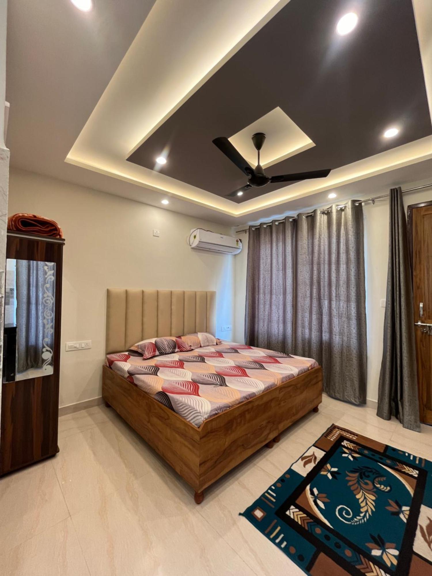Anjali Home Stay Рішикеш Екстер'єр фото