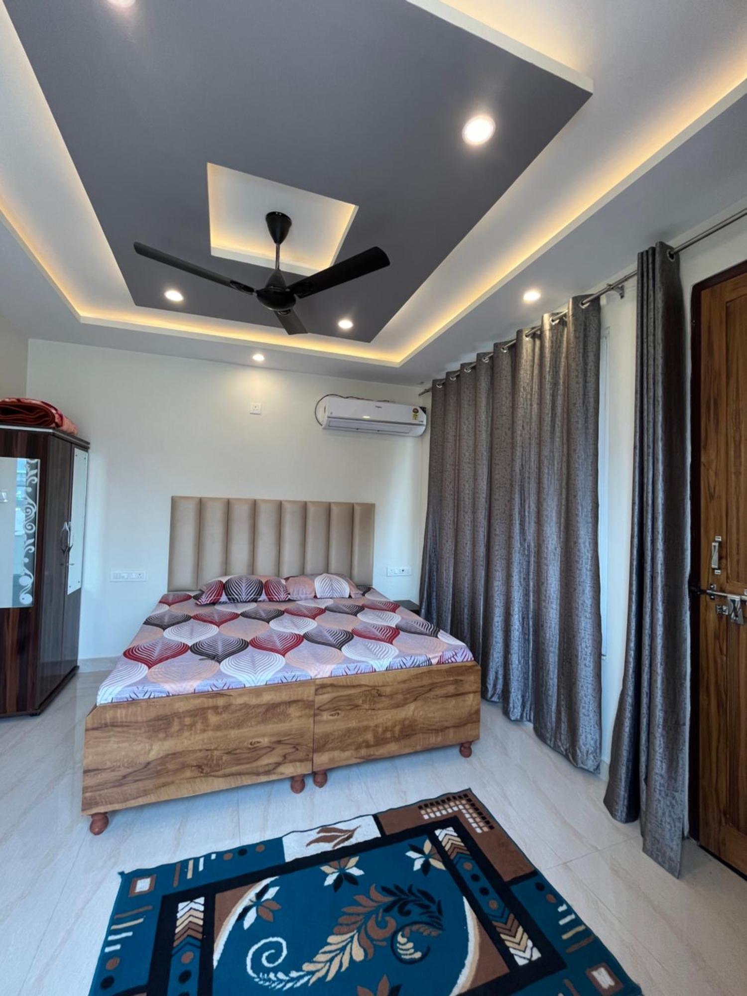 Anjali Home Stay Рішикеш Екстер'єр фото