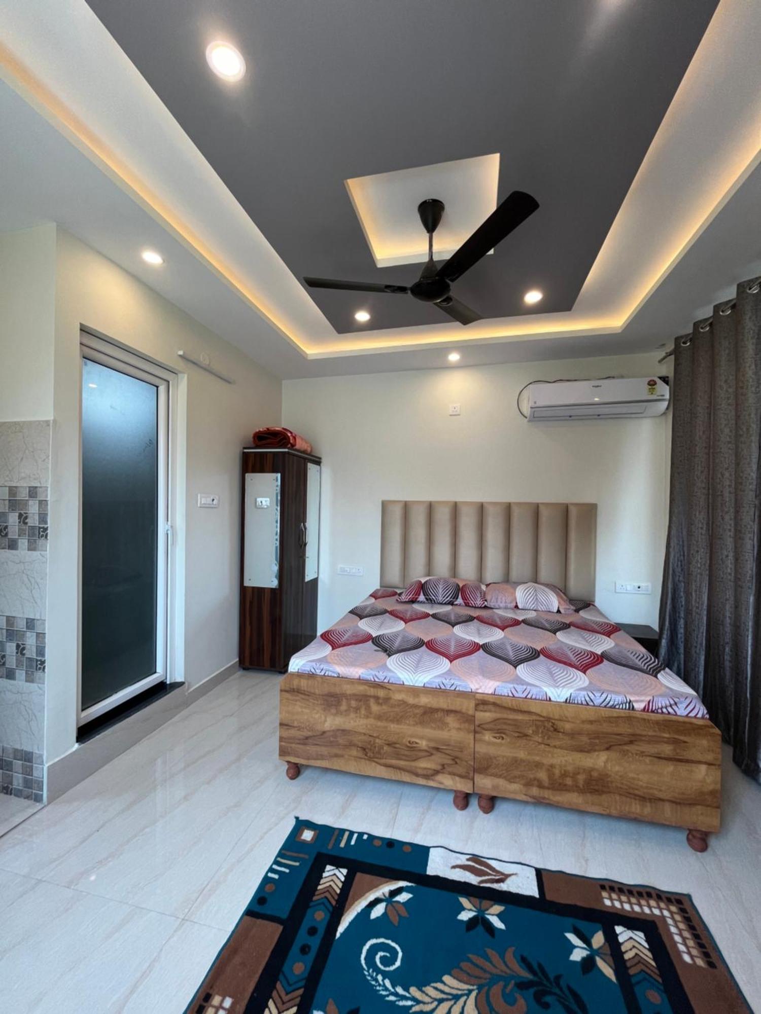 Anjali Home Stay Рішикеш Екстер'єр фото