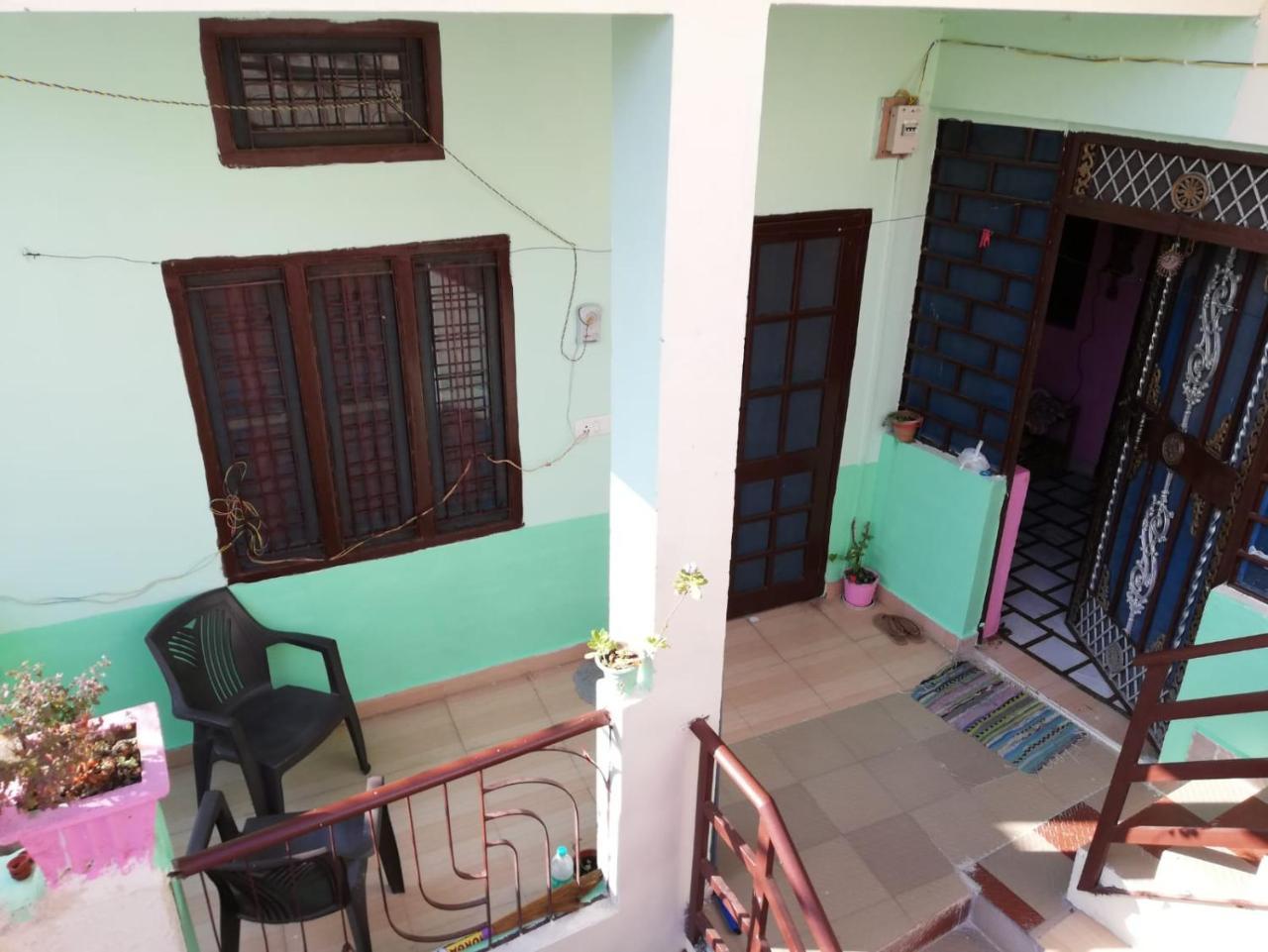 Anjali Home Stay Рішикеш Екстер'єр фото